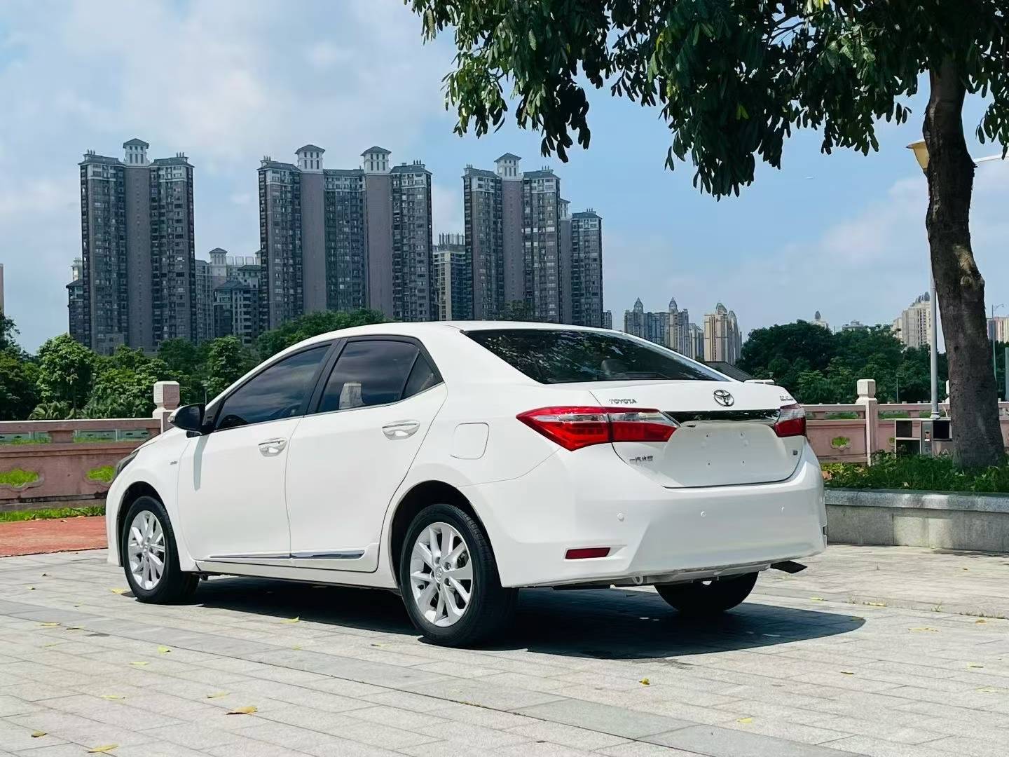 2014 Toyota Corolla 1.8L CVT GLX-i,iwannabuycar,2014 Toyota Corolla 1.8L CVT GLX-i