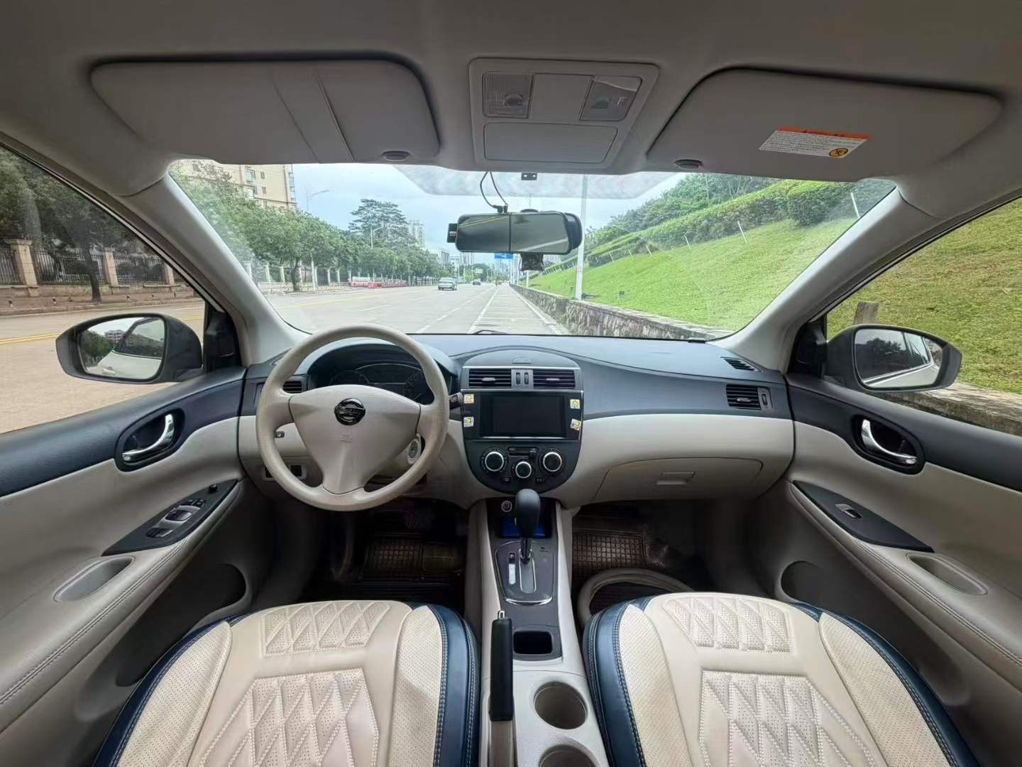 2015 Nissan Tiida 1.6L CVT,iwannabuycar,2015 Nissan Tiida 1.6L CVT