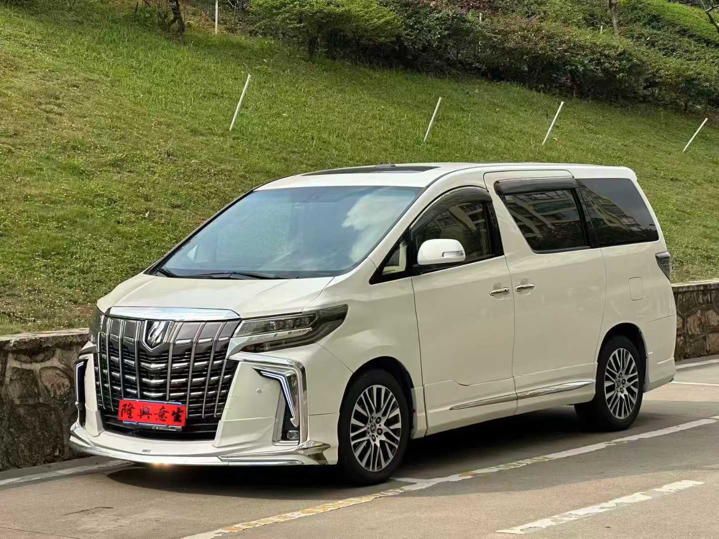 2013 Toyota Alphard 3.5L AT,iwannabuycar,2013 Toyota Alphard 3.5L AT