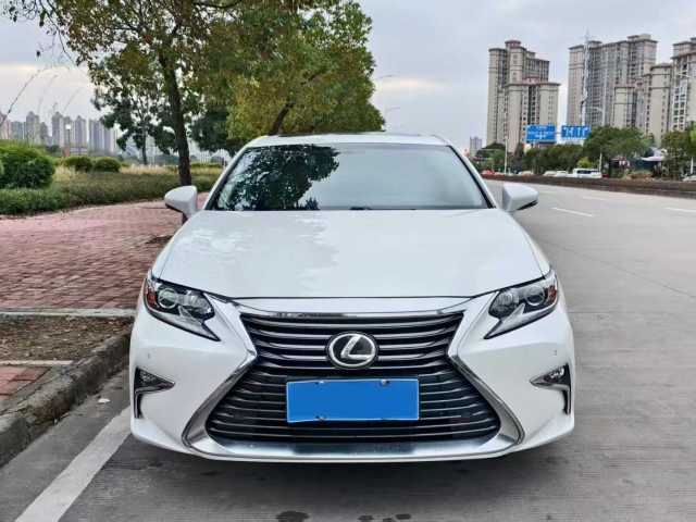 2016 Lexus ES200 2.0L AT,iwannabuycar,2016 Lexus ES200 2.0L AT