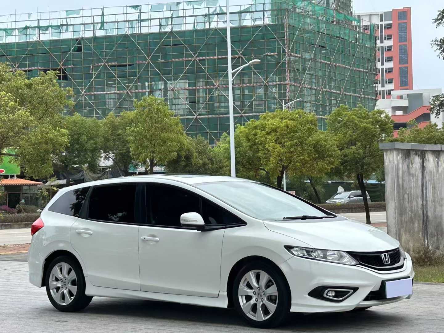 2016 Honda Jade 1.8L AT,iwannabuycar,2016 Honda Jade 1.8L AT