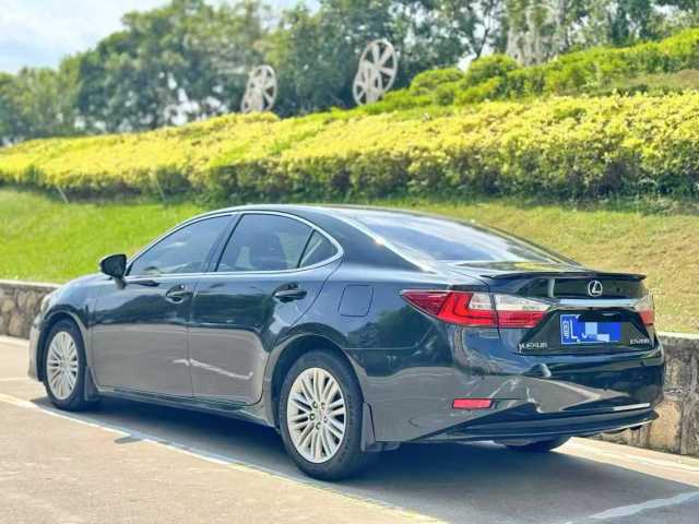 2016 Lexus ES200 2.0L AT,iwannabuycar,2016 Lexus ES200 2.0L AT