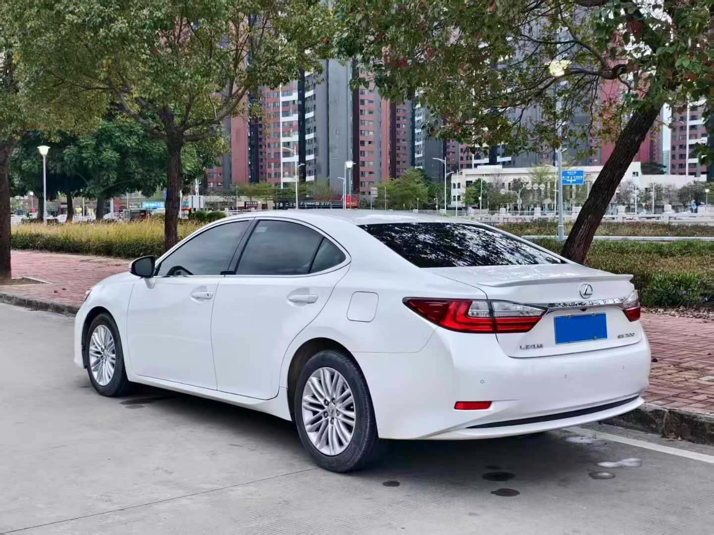 2016 Lexus ES200 2.0L AT,iwannabuycar,2016 Lexus ES200 2.0L AT