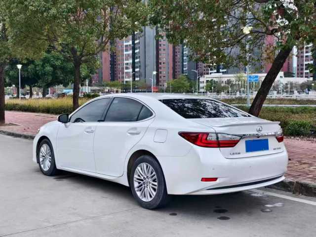 2016 Lexus ES200 2.0L AT,iwannabuycar,2016 Lexus ES200 2.0L AT