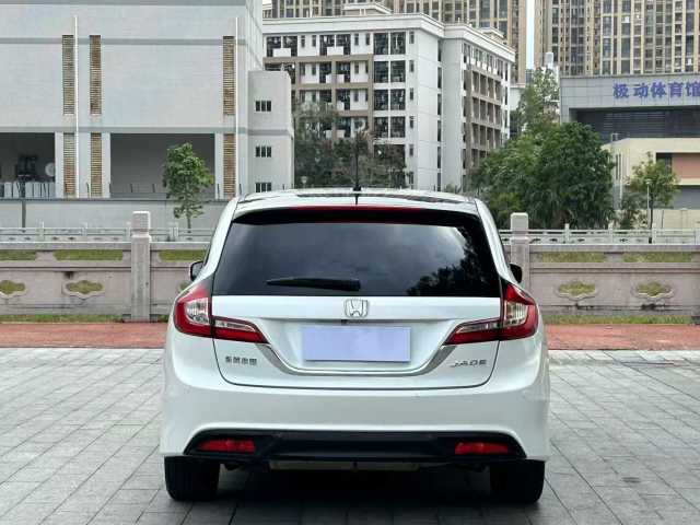 2016 Honda Jade 1.8L AT,iwannabuycar,2016 Honda Jade 1.8L AT