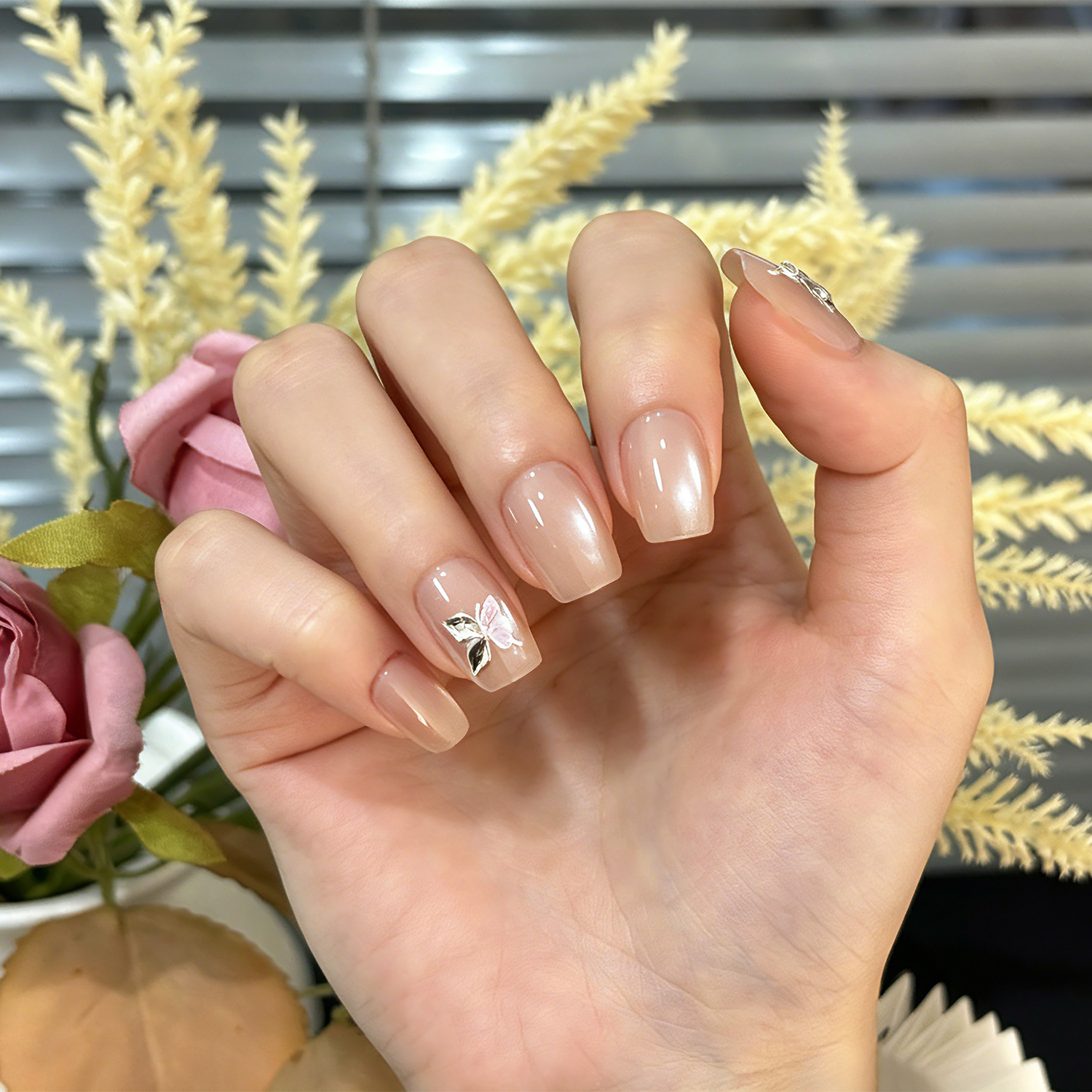 Shimmer Nude Diamond | Reusable Press On