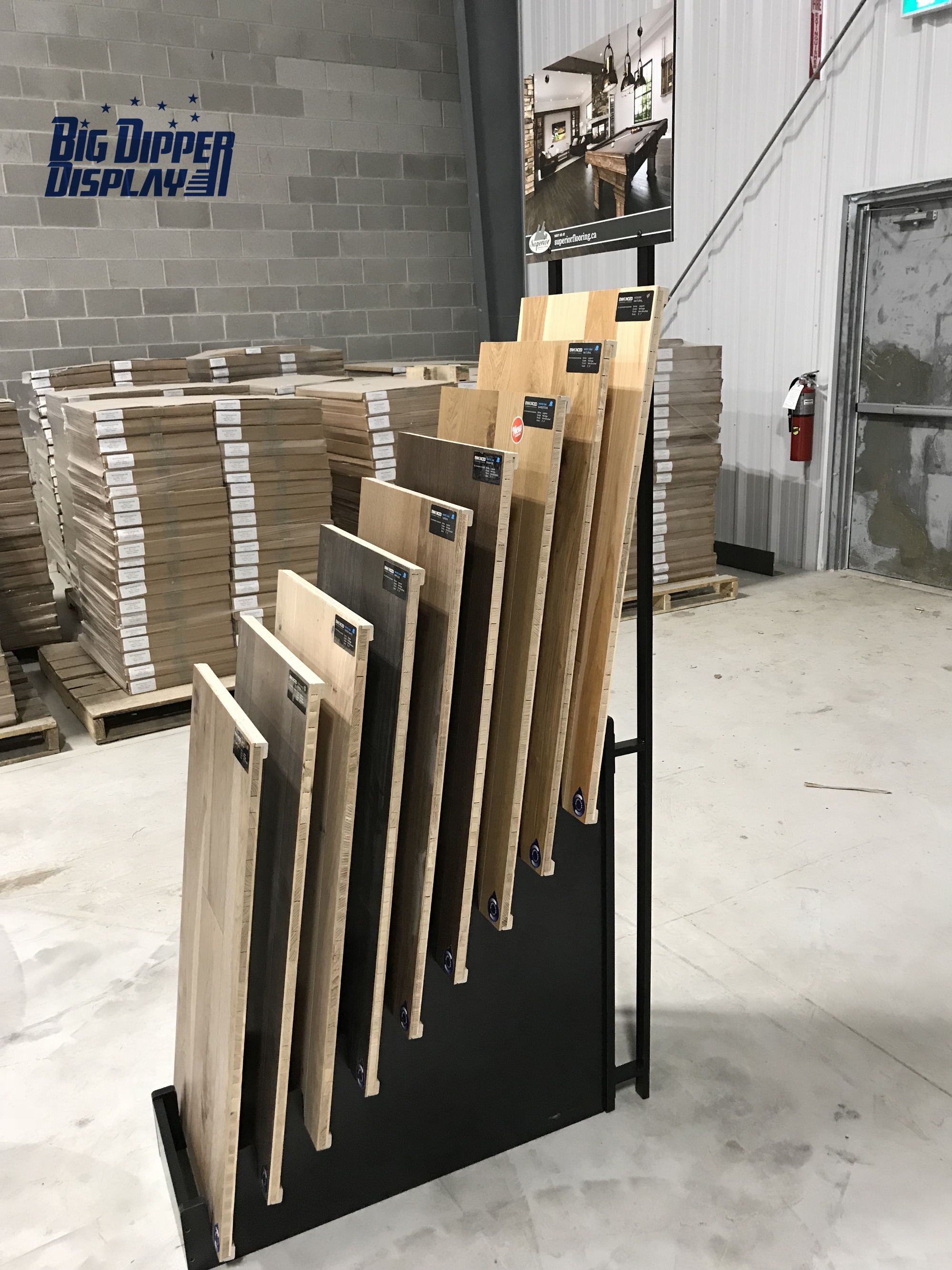 BDD-WF02 Timber Floor Display Rack – Custom Flooring Product Display Stand