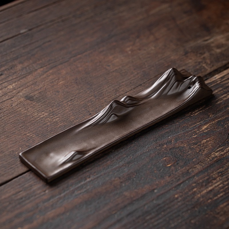 Hidden Mountain Ceramic Incense Tray | Antique Style Minimalist Landscape Holder (Dual Color)