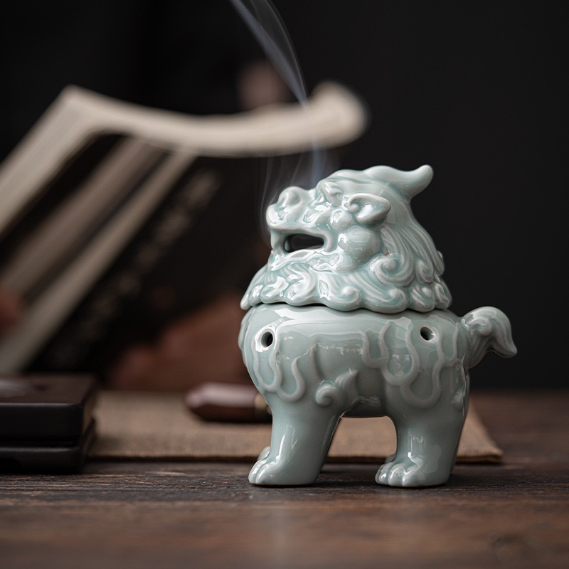 Celadon Guardian Incense Burner | Antique Craft Dual-Exhaust Censer