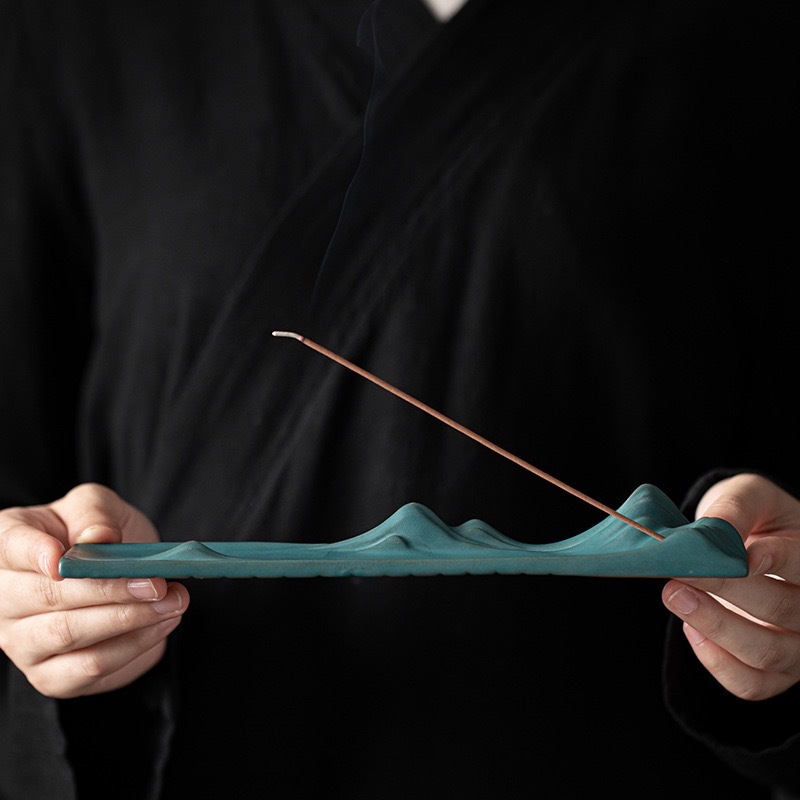 Hidden Mountain Ceramic Incense Tray | Antique Style Minimalist Landscape Holder (Dual Color)