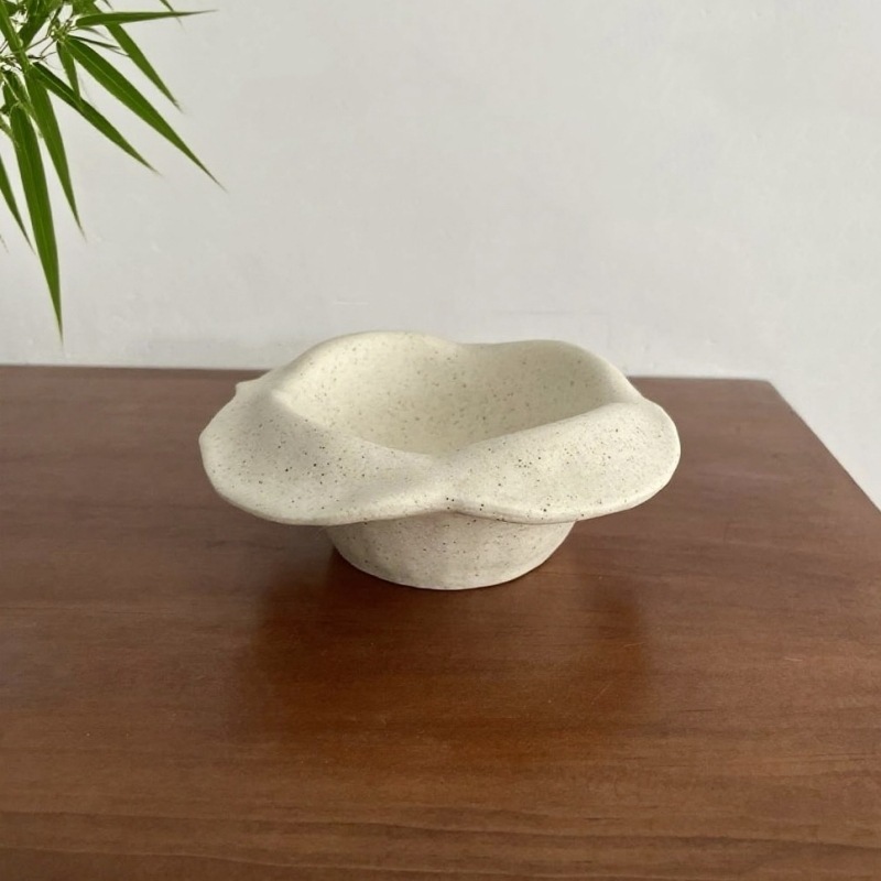 Lotus Wave Ceramic Incense Holder | Wabi-Sabi Dual-Use Stand with Brass Core
