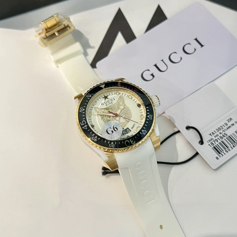 Gucci_wrist_watch