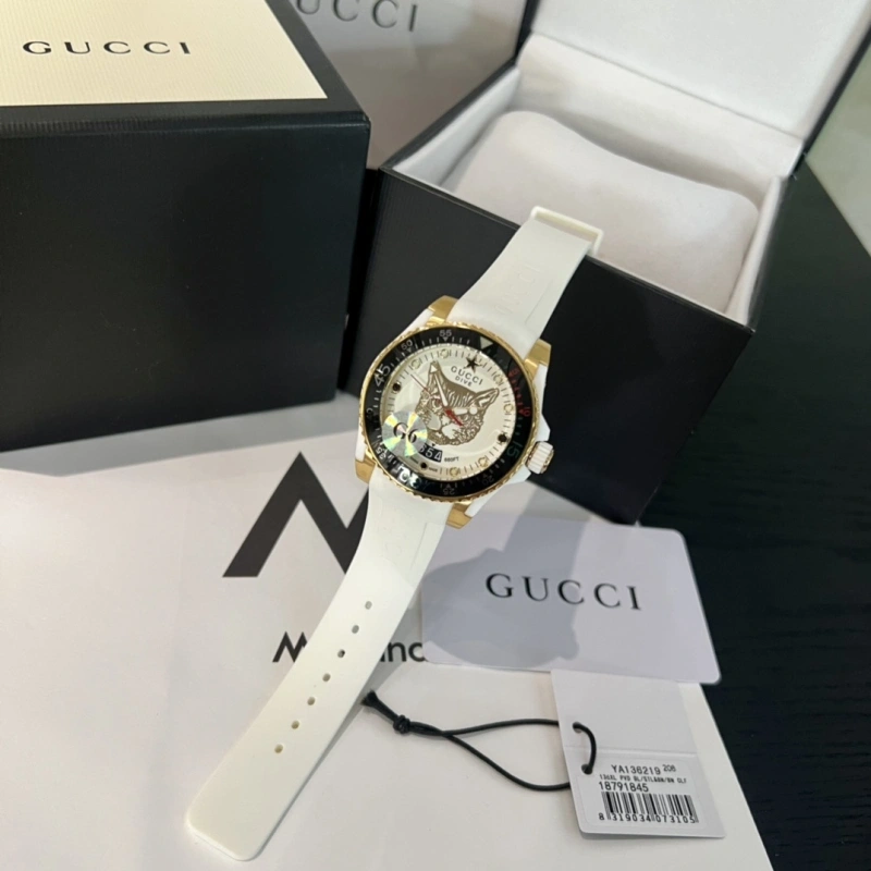 Gucci_wrist_watch