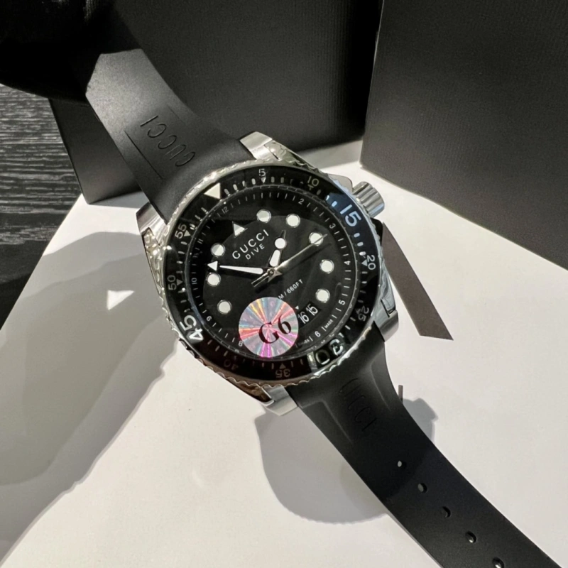 Gucci_wrist_watch