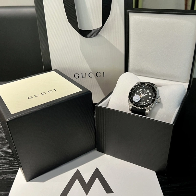 Gucci_wrist_watch