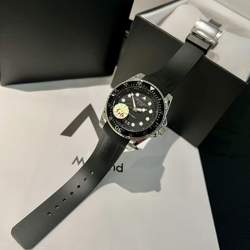 Gucci_wrist_watch