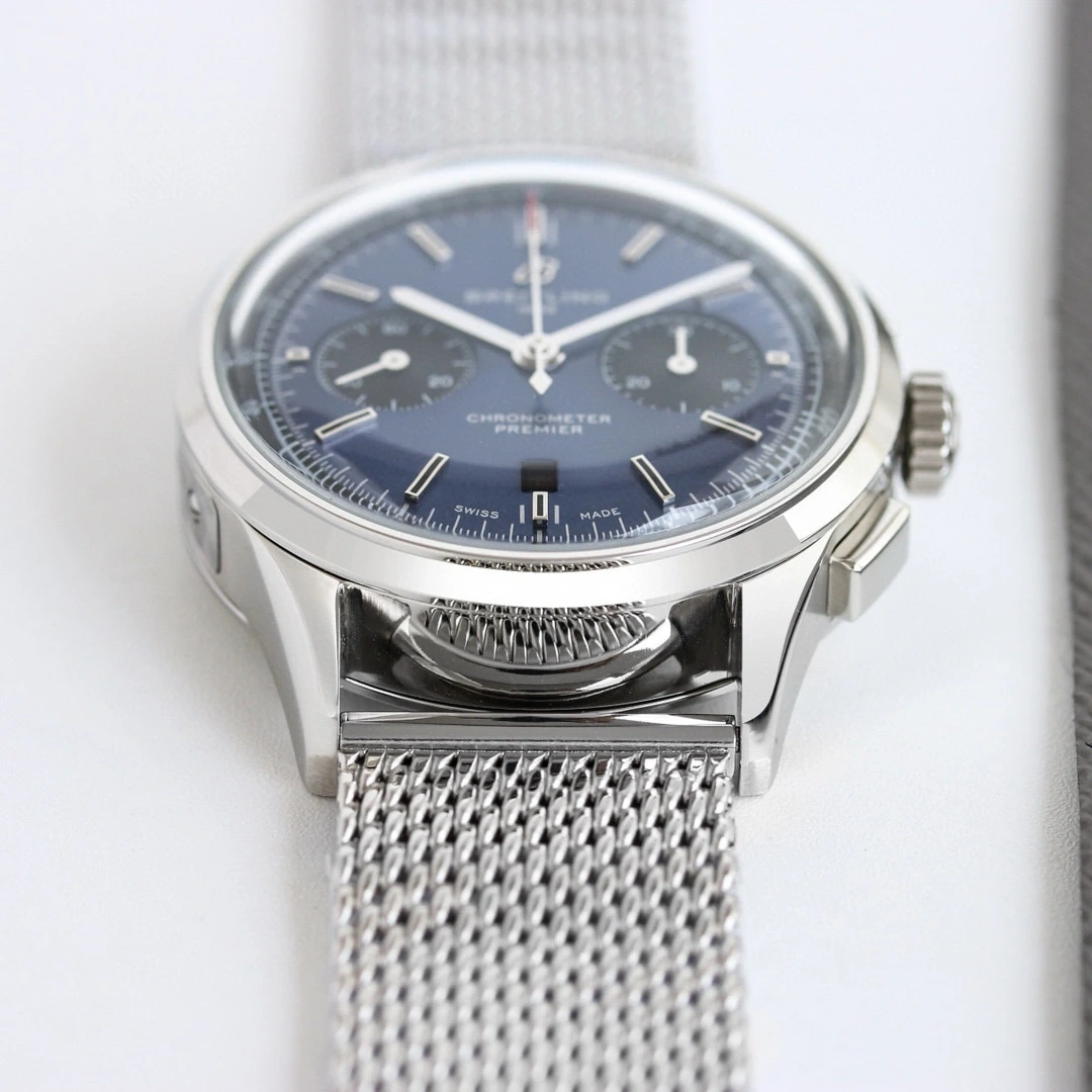 Men's chronograph watch
