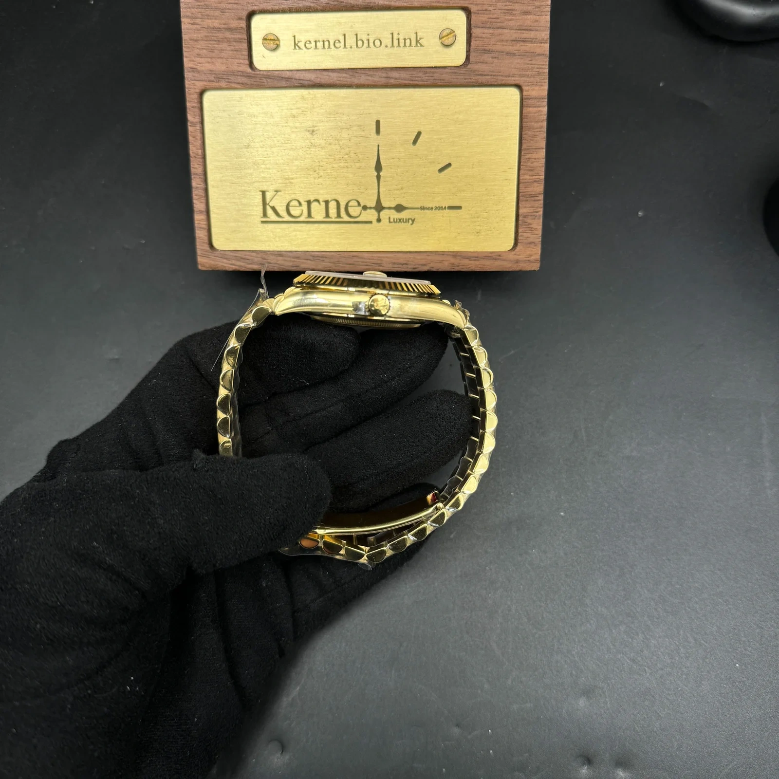 1:1 Cutting-edge cloning Day Date Rolex Weekly Journal 18K Gold Plated counter weight