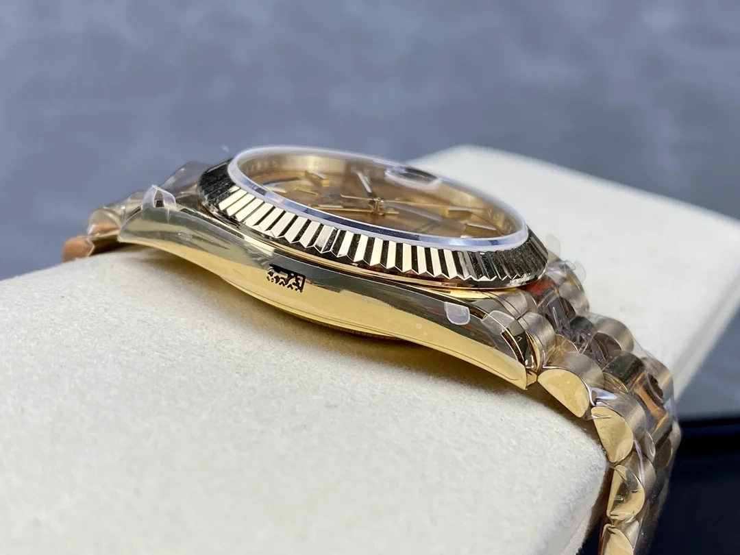 1:1 super clone Day Date Rolex Weekly Journal 18K Gold Plated counter weight