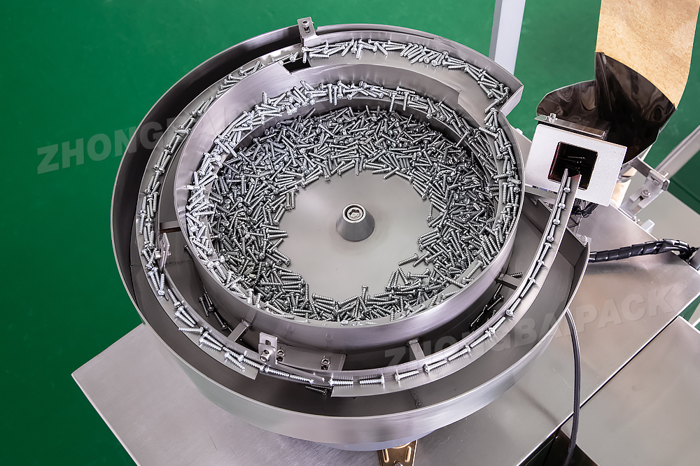 Small Screw Packing Machine