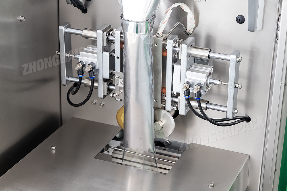 Bolt and Nut Kitting Bagging Machine