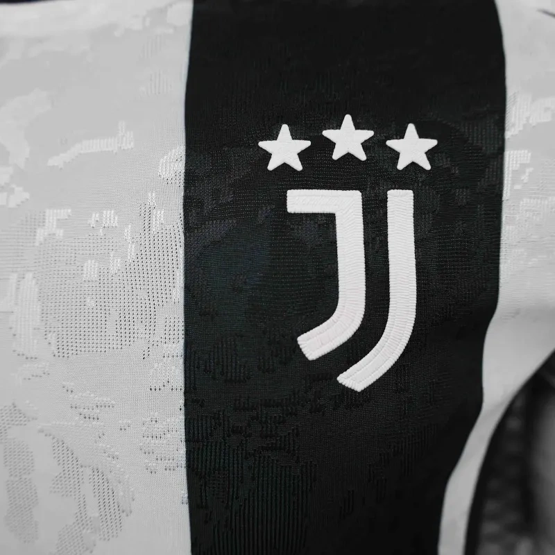 24-25 Juventus Home Soccer Jersey Player Version Long Sleeve