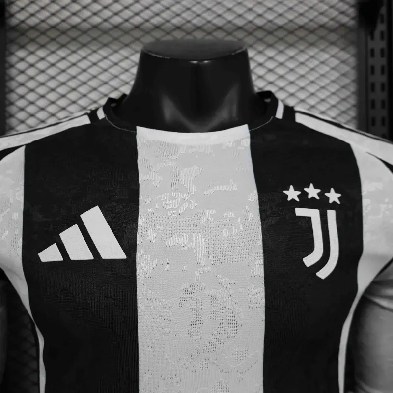 24-25 Juventus Home Soccer Jersey Player Version Long Sleeve