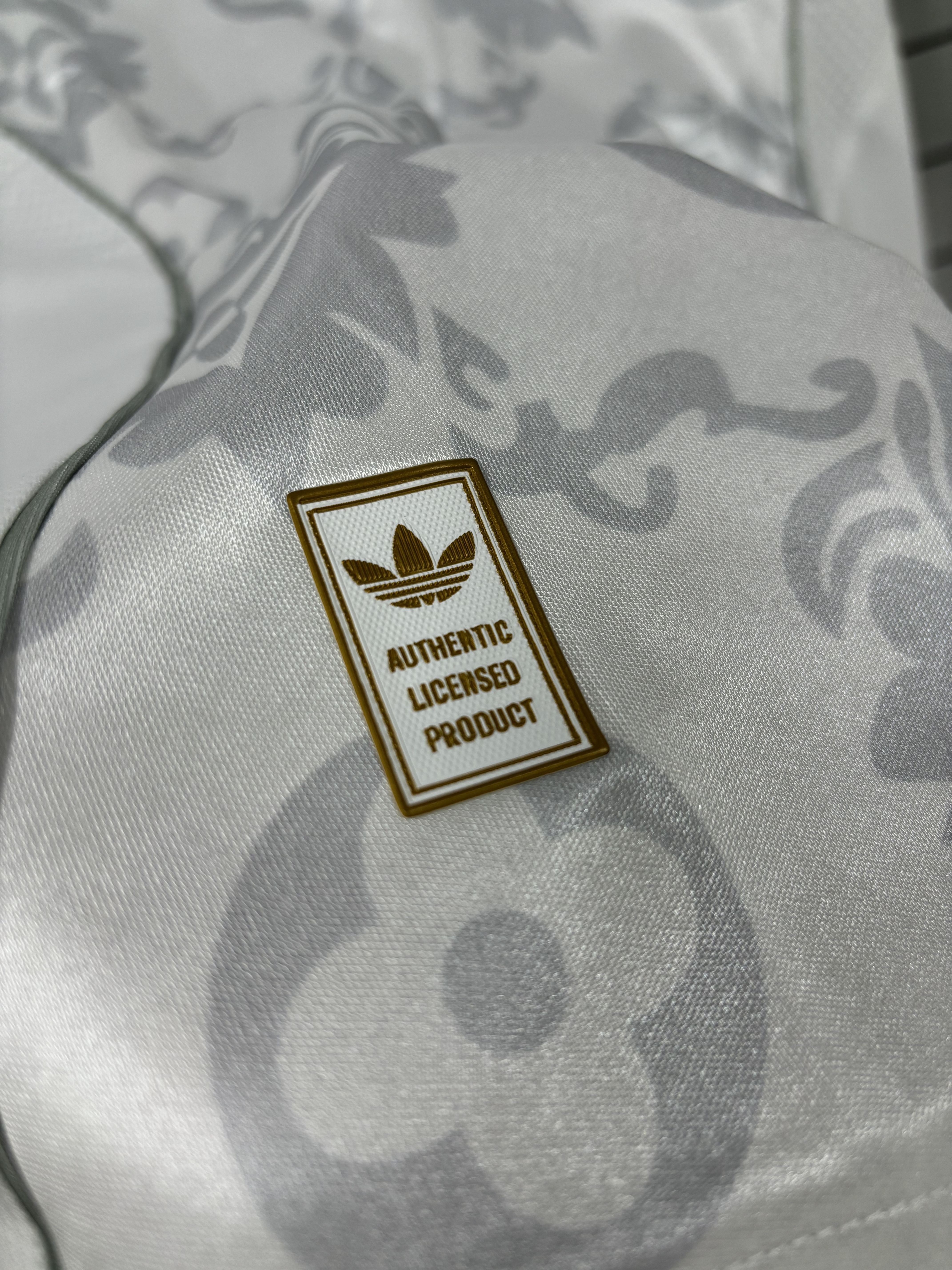 Real Madrid LVGalaxy Lights Joint Special Edition Jersey 25-26 Player edition