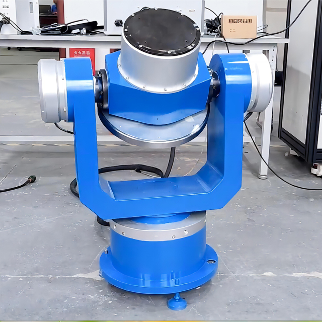 Motion Simulation Rate Table size comparison showing compact footprint of 850mm width.