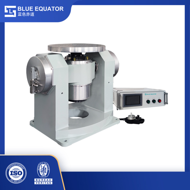 Positioning platform with 400mm table and ±100 degree azimuth range for precision alignment
