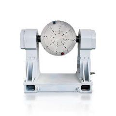 Rotary table performing rapid positioning for laser cutting equipment optical alignment