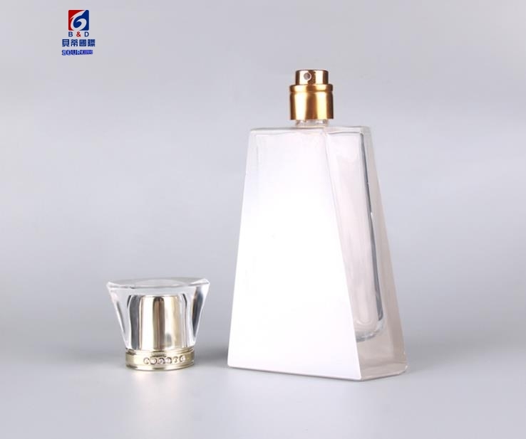 100ML Bayonet Pyramid Perfume Bottle