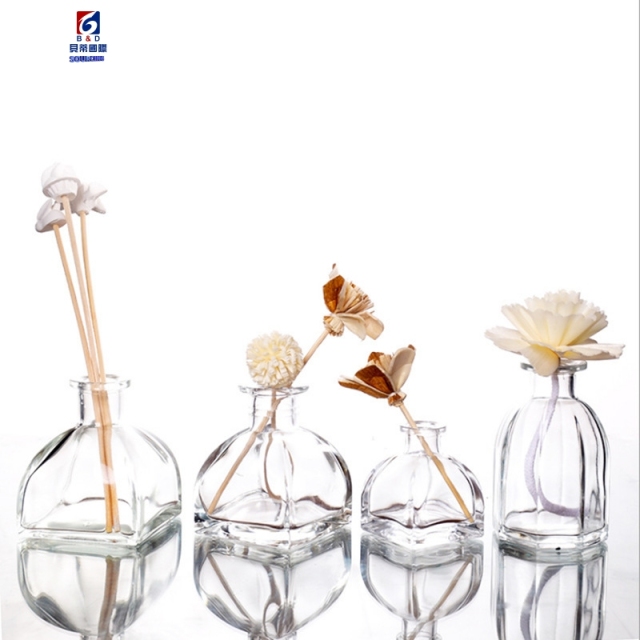 50/100/150/250ml Scented Glass Square Yurt Bottle