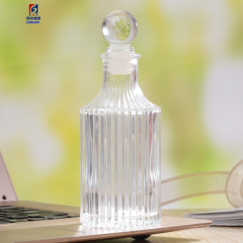 100/200ML Vertical Stripe Essential Oil Bottle