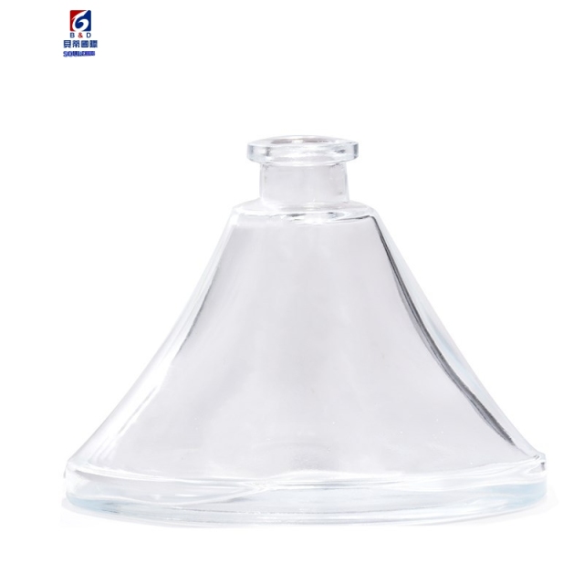 100ML Bayonet Bottom Triangular Glass Aromatherapy Bottle