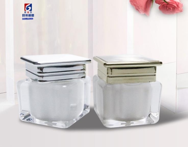 10/15/20G Acrylic Cream Jar