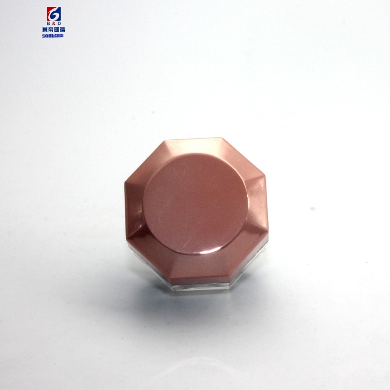 Octagonal screw cap loose powder bottle