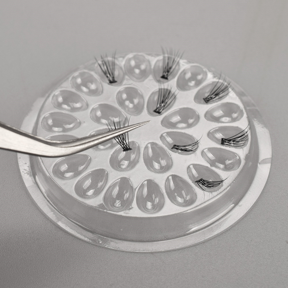 10 Pcs Plastic Gasket Extension Tray Adhesive Pallet Convenient Assistant Stand Grafting Eyelash Glue Holder Pad Flower Shape 10pcs
