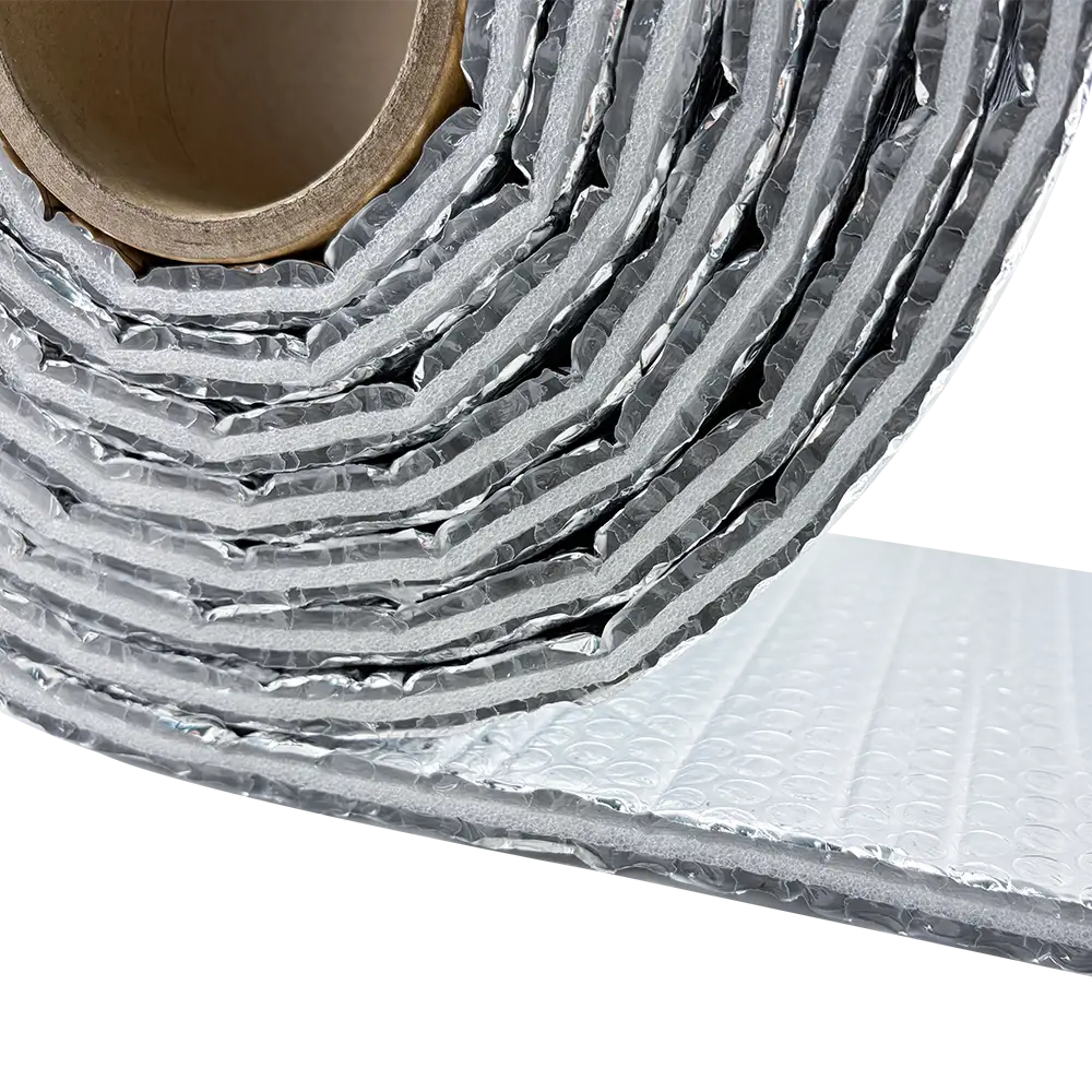 Reflective bubble insulation material with aluminium foil facing