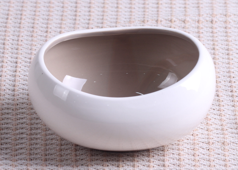 Factory High White French Inspired with White Outside and Gray Inside Main Courses Available at Wholesale Prices Dinnerware Set