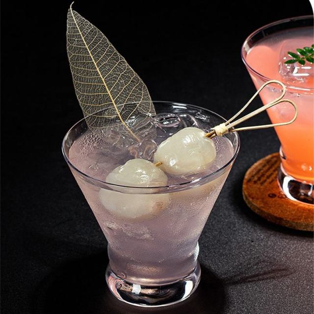 Martini Cocktail Glasses 245ml,CIRAY,Borosilicate Vintage Stemless martini Glass V Shape Juice Ice Cream Cups Mini Champagne Cocktail Martini Glasses for Party Bar