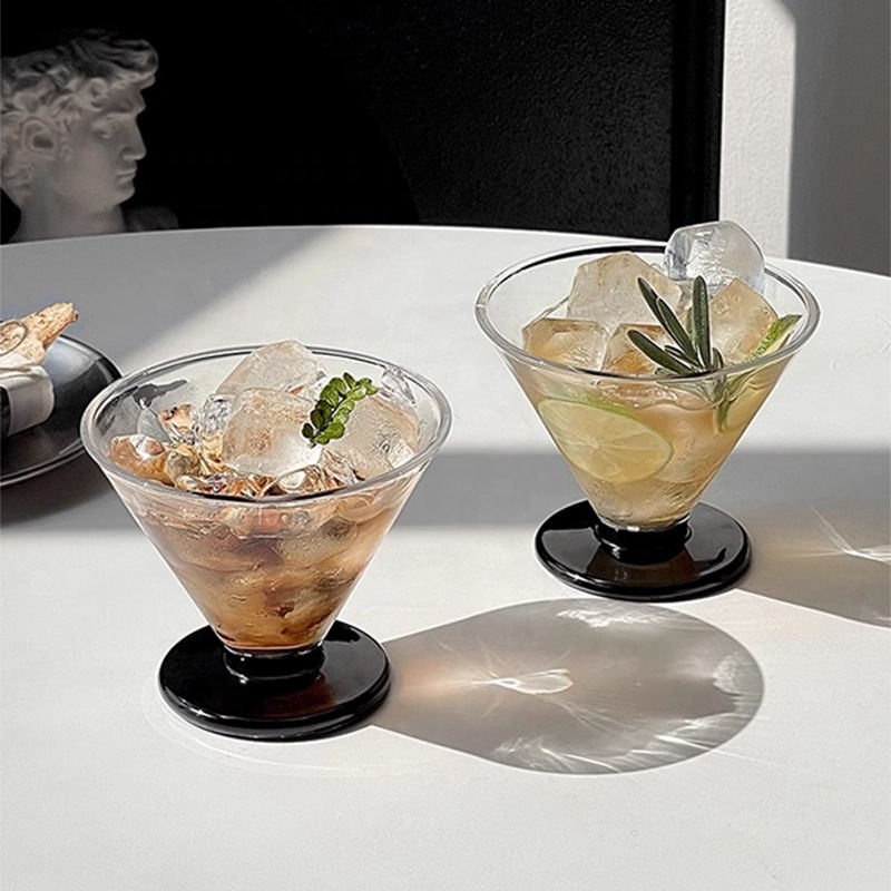 Cocktail Martini Glasses180ml,CIRAY,Unique Funell Shaped Clear Martini Glass Stemless Black Flat Bottom Ice Cream Cups Juice Cocktail Martini Wine Glasses Weddin