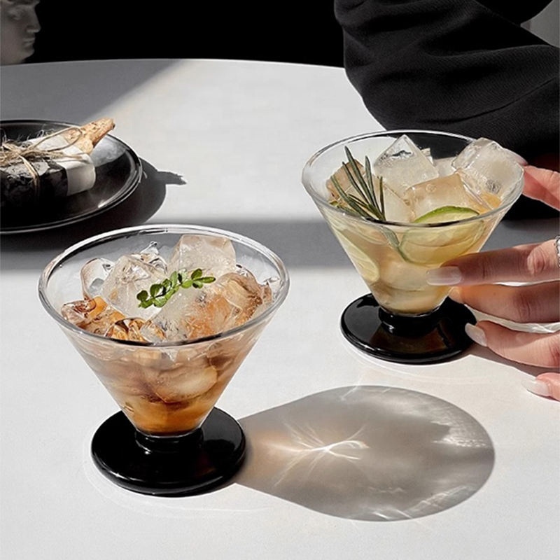 Cocktail Martini Glasses180ml,CIRAY,Unique Funell Shaped Clear Martini Glass Stemless Black Flat Bottom Ice Cream Cups Juice Cocktail Martini Wine Glasses Weddin