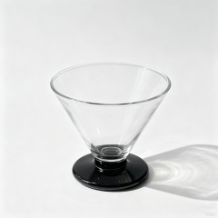 Cocktail Martini Glasses180ml,CIRAY,Unique Funell Shaped Clear Martini Glass Stemless Black Flat Bottom Ice Cream Cups Juice Cocktail Martini Wine Glasses Weddin