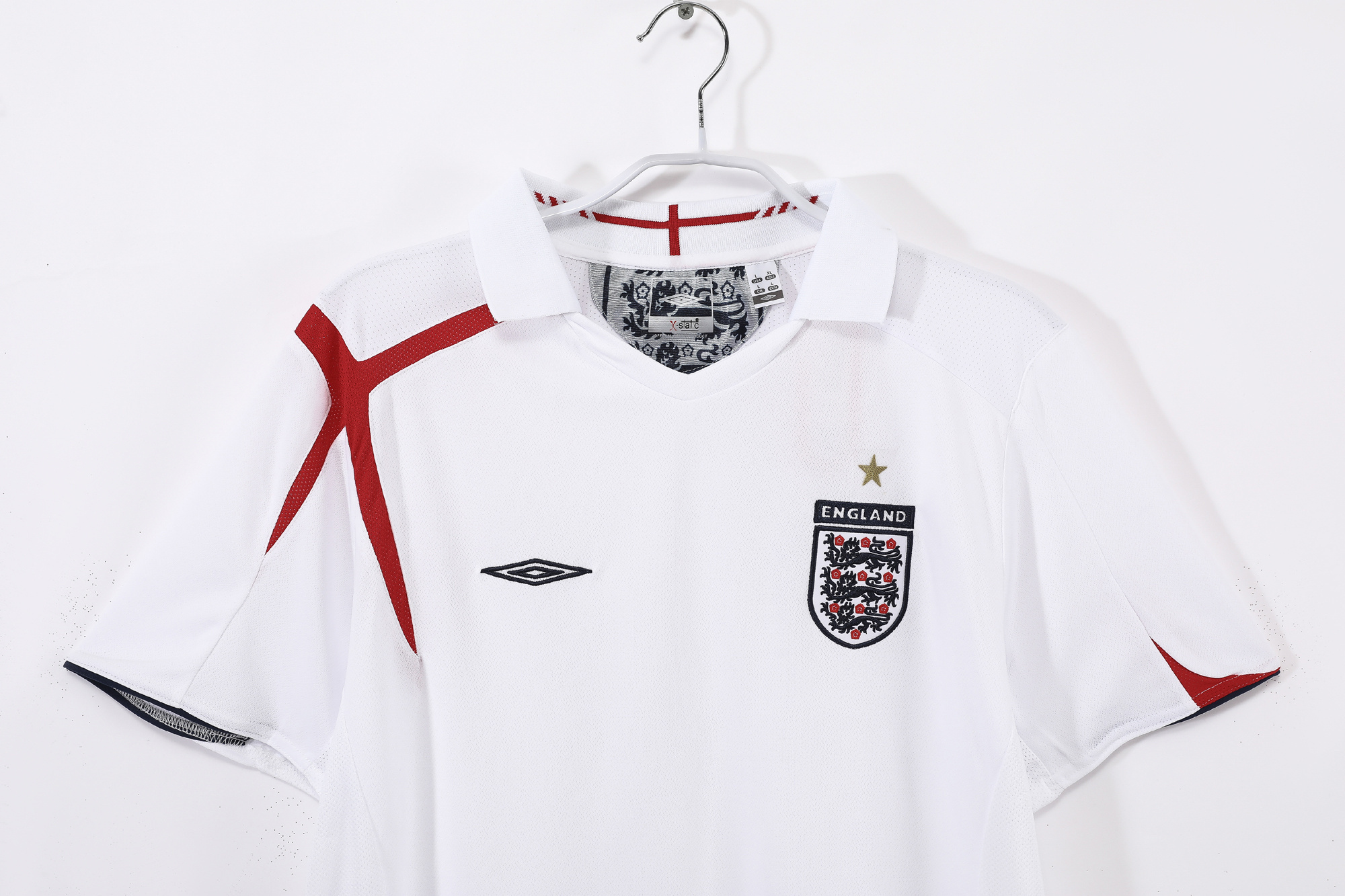 2006 England home retro Fan version