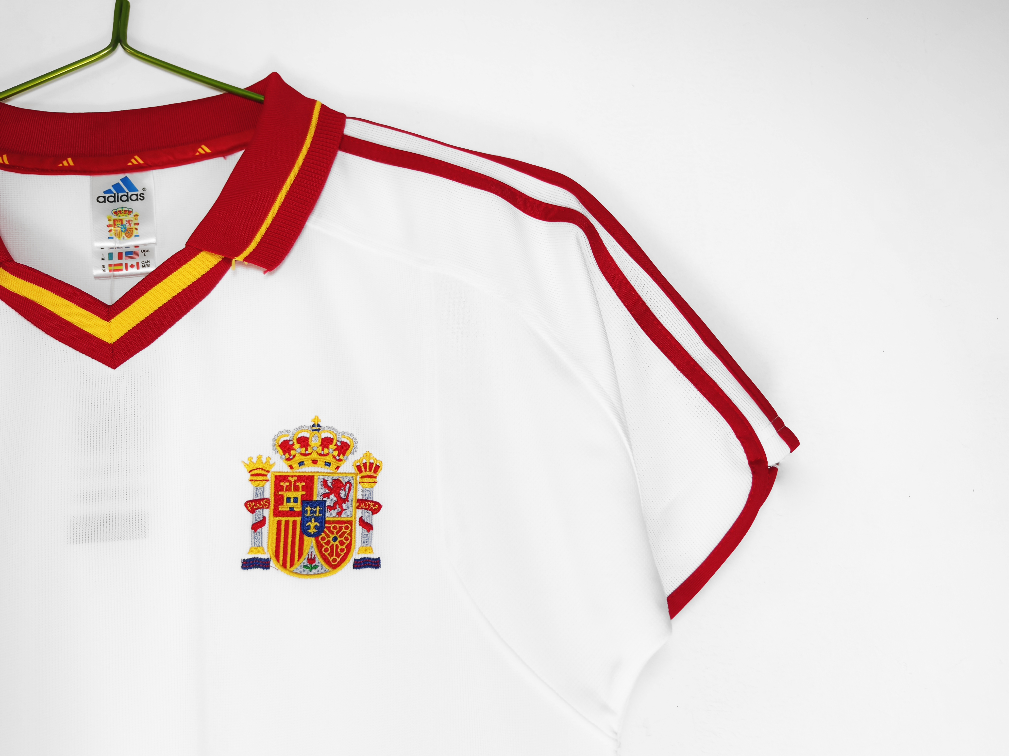 2000 season Spanish away retro Fan version