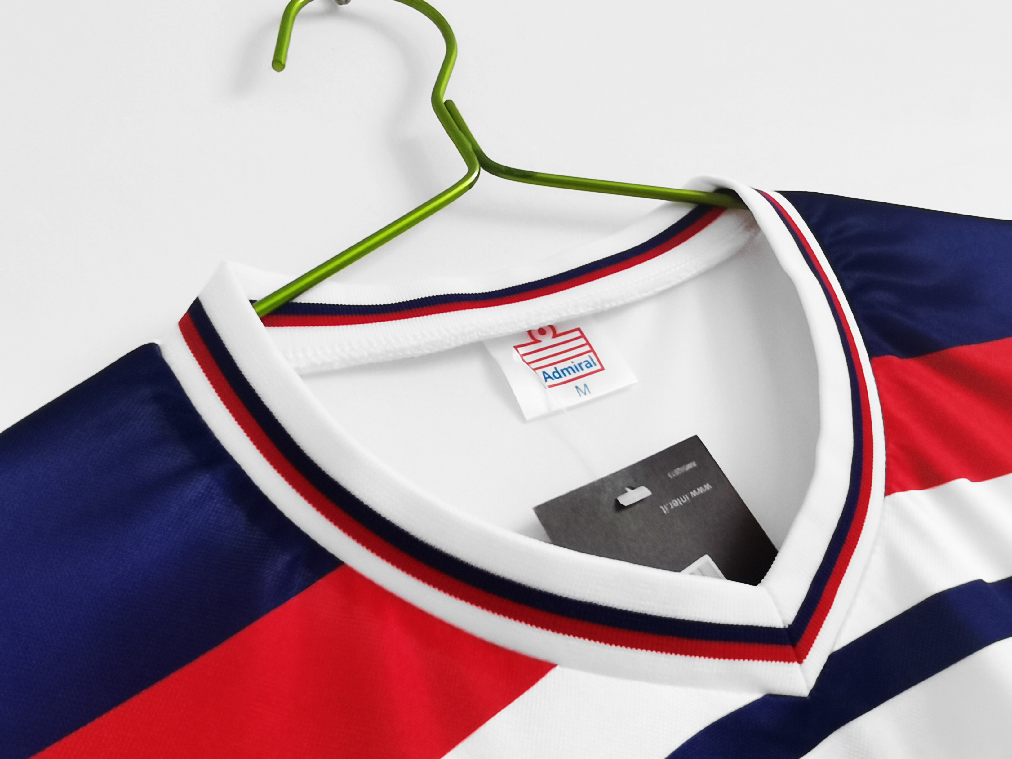 1982 England home retro Fan version