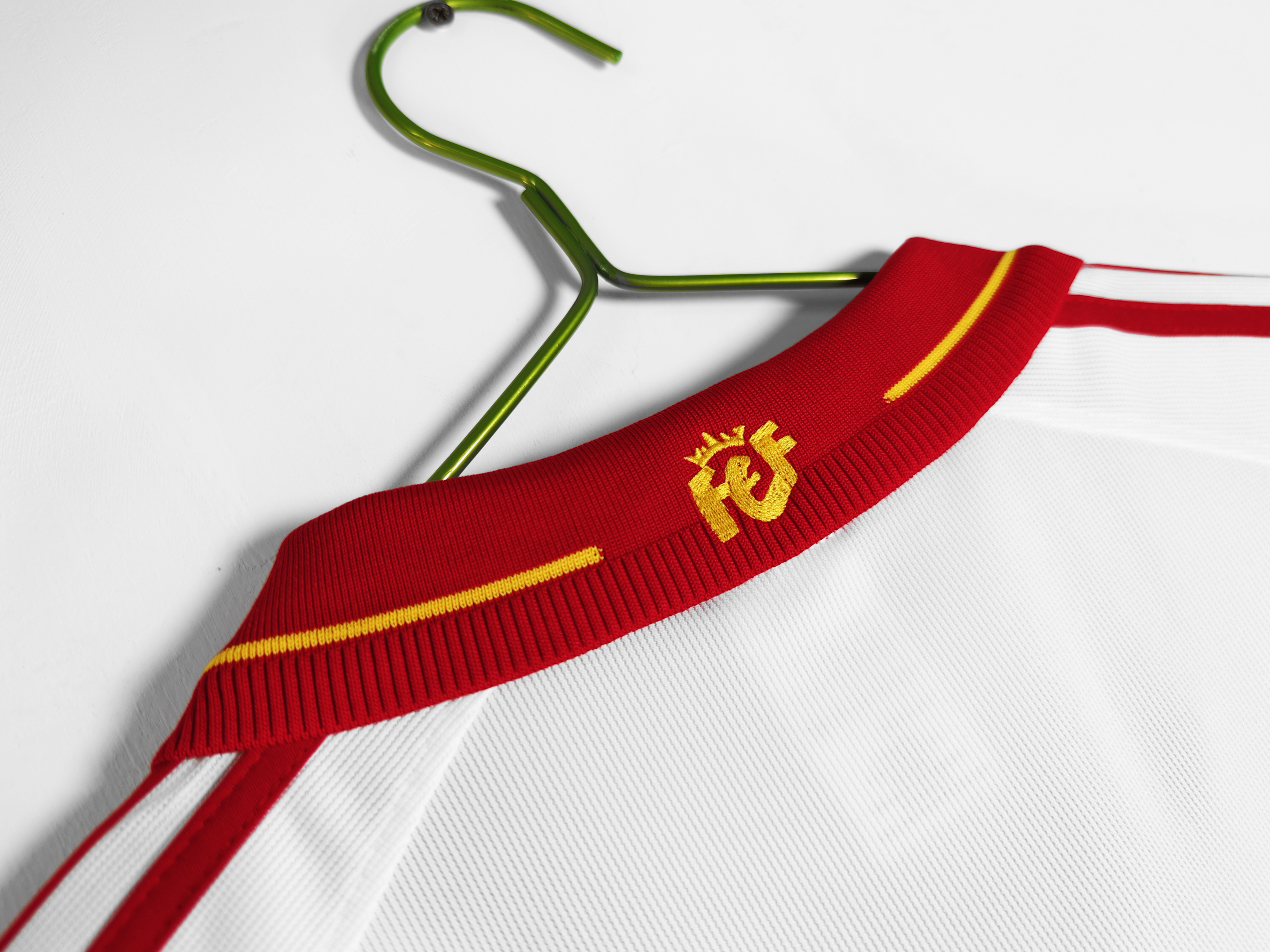 2000 season Spanish away retro Fan version