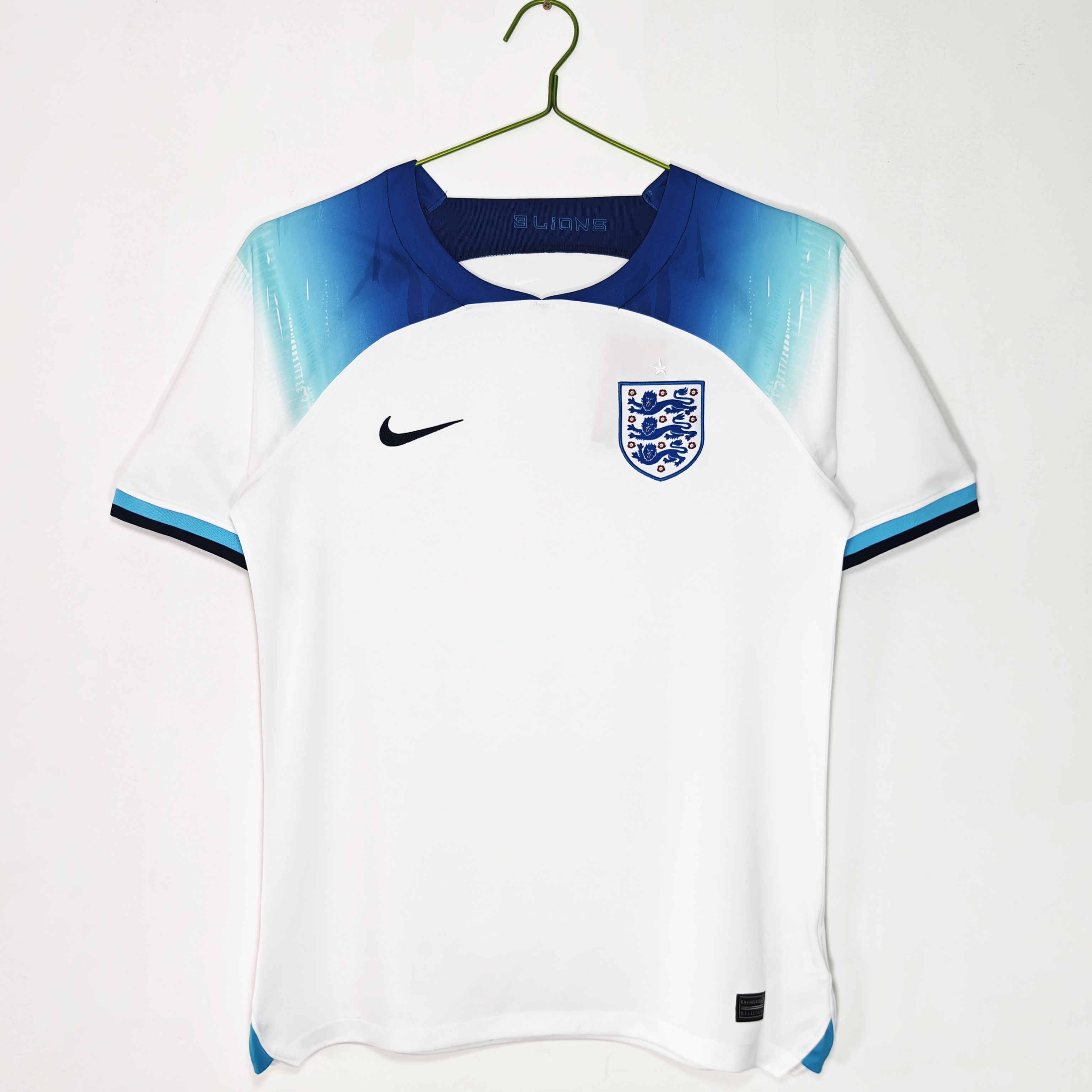 2022 England home retro Fan version