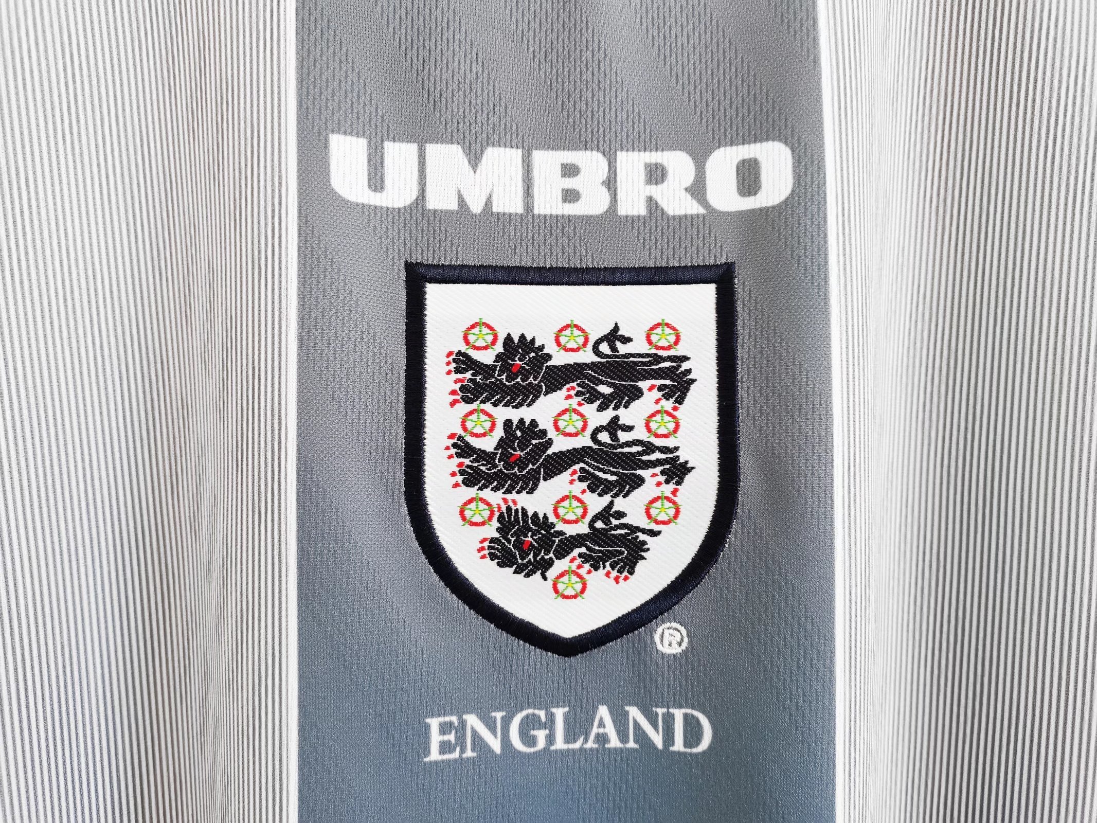 1996 England away  retro Fan version